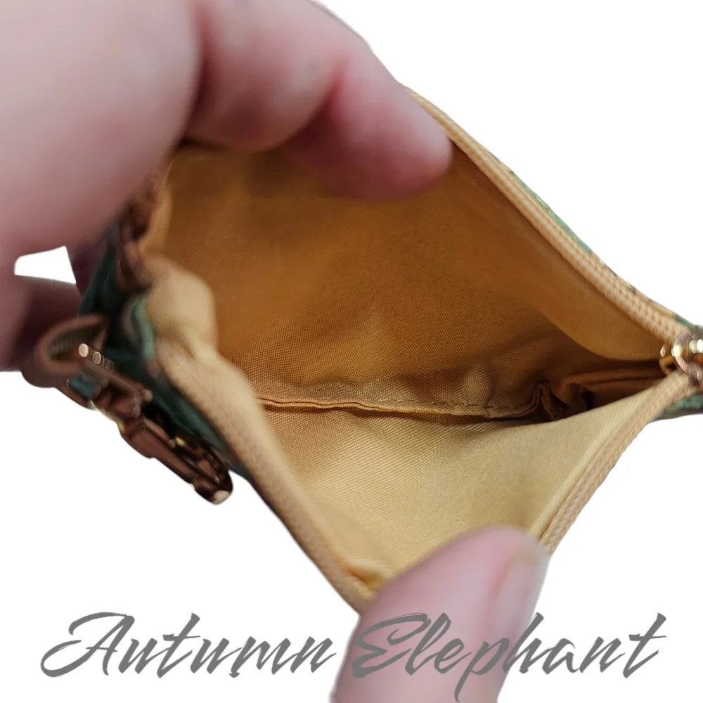 Small Vintage Pattern Coin Purse - Picture 5 of 8